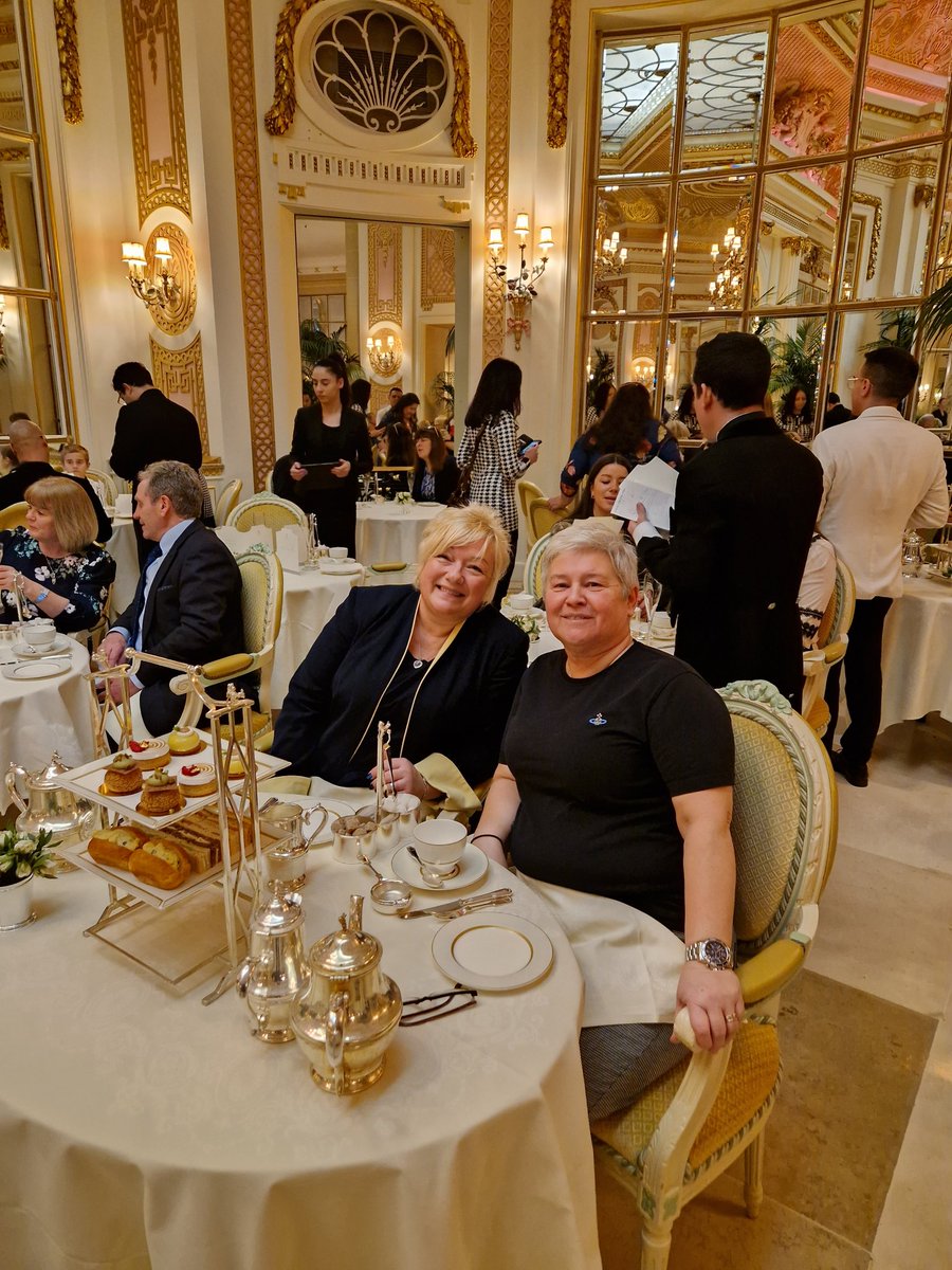 helensmalley10's tweet photo. My beautiful wife afternoon tea in the ritz ❤️ https://t.co/GEbCvJSM87