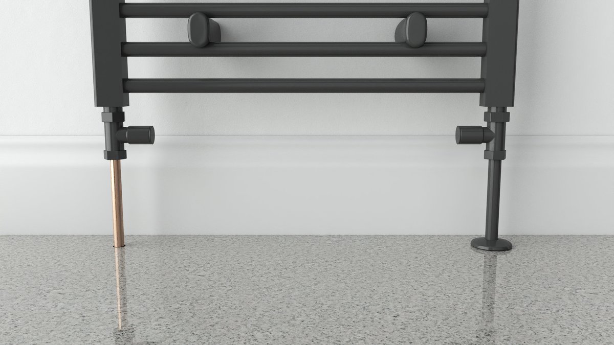 bathtakeaway's tweet photo. From pipe covers to boxing in, there are a number of ways you can conceal unsightly pipework in your bathroom 🙌

We have listed 7 ideas for how to hide your bathroom pipes👇

https://t.co/QGdaxkjWcP

#Blog #DIY #Valves #Radiator https://t.co/vFyzMXC1Cc