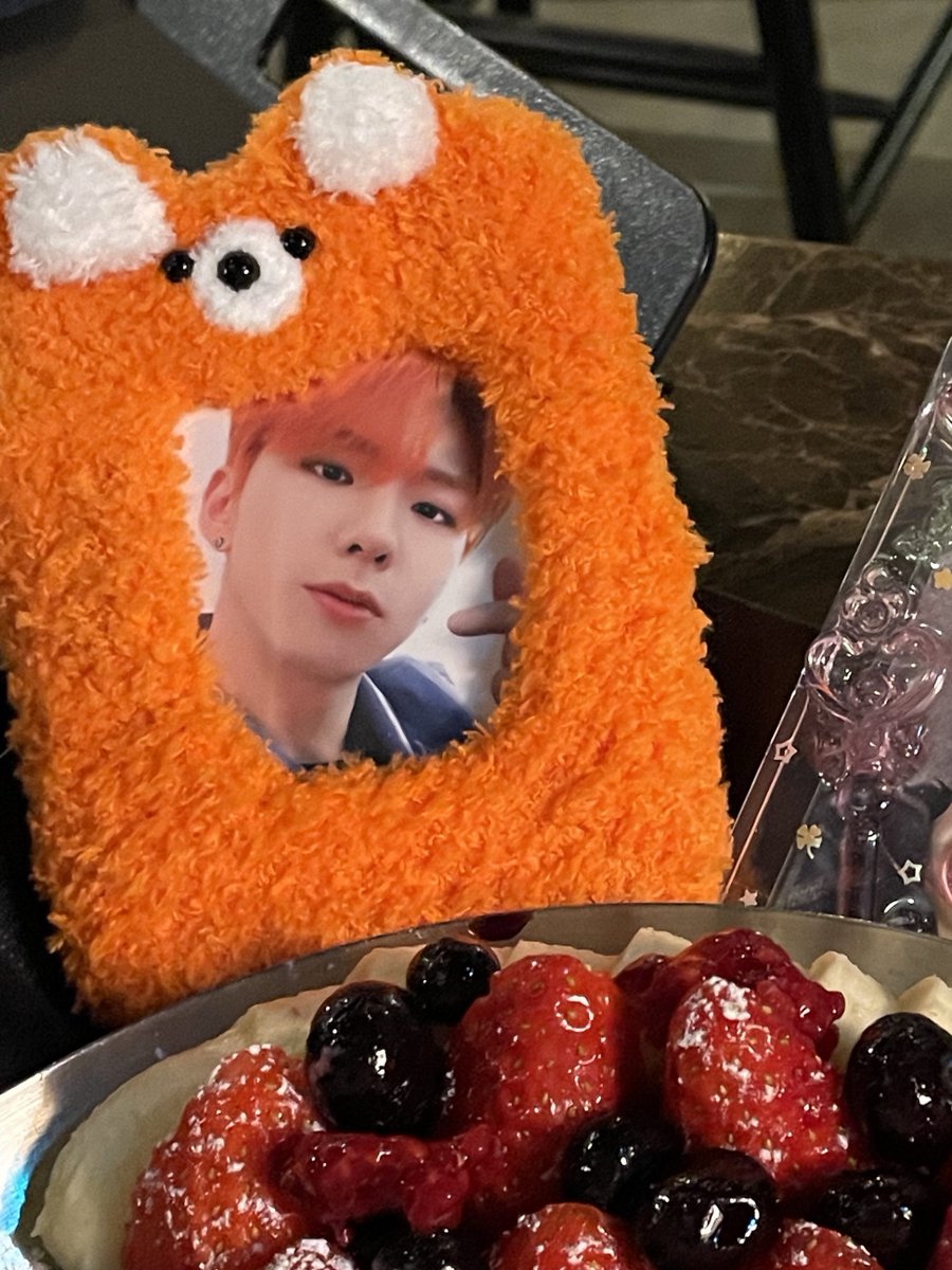 _ham_ki_'s tweet photo. 정말 넘 귀염뽀작해서 왜 하나만 샀을까 후회하는 중이에오ㅠㅠㅠㅠ 담에 또 열어주세요.. 멍뭉이를 겟해와야겠어요🥺♥️
@bora_mangle_ https://t.co/MoZcDJMYvr