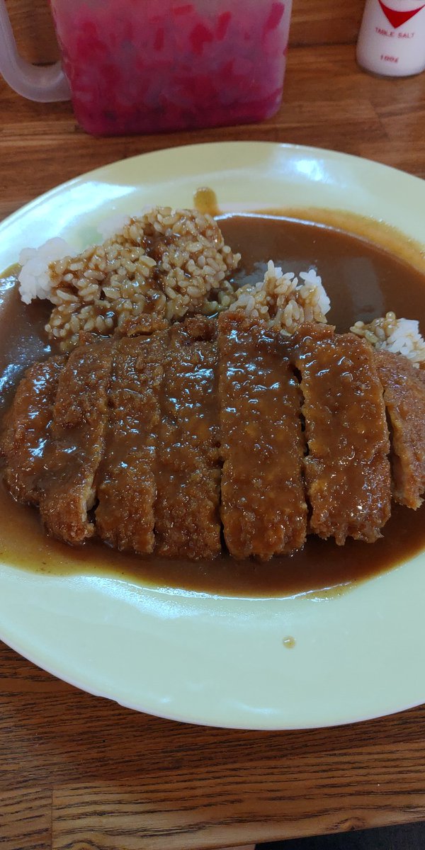 sea_bv's tweet photo. 今日のランチはカツカレーです😇 https://t.co/6UYVTcYdLK