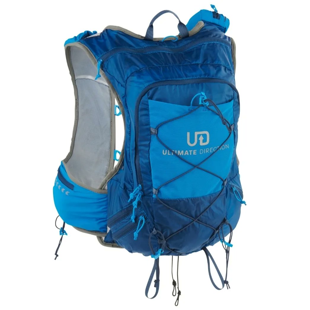 centurion_store's tweet photo. NEW in stock the @UDhydrates men's &amp; women's Adventure Vesta V6.0.
A larger 17 litre capacity race vest for bigger adventures. 

Shop the Ultimate Direction range here ⬇️

https://t.co/VYaZW6CHfA

#centurionrunning
#centurionstore
#ultimatedirection https://t.co/7VeCg4NPKY