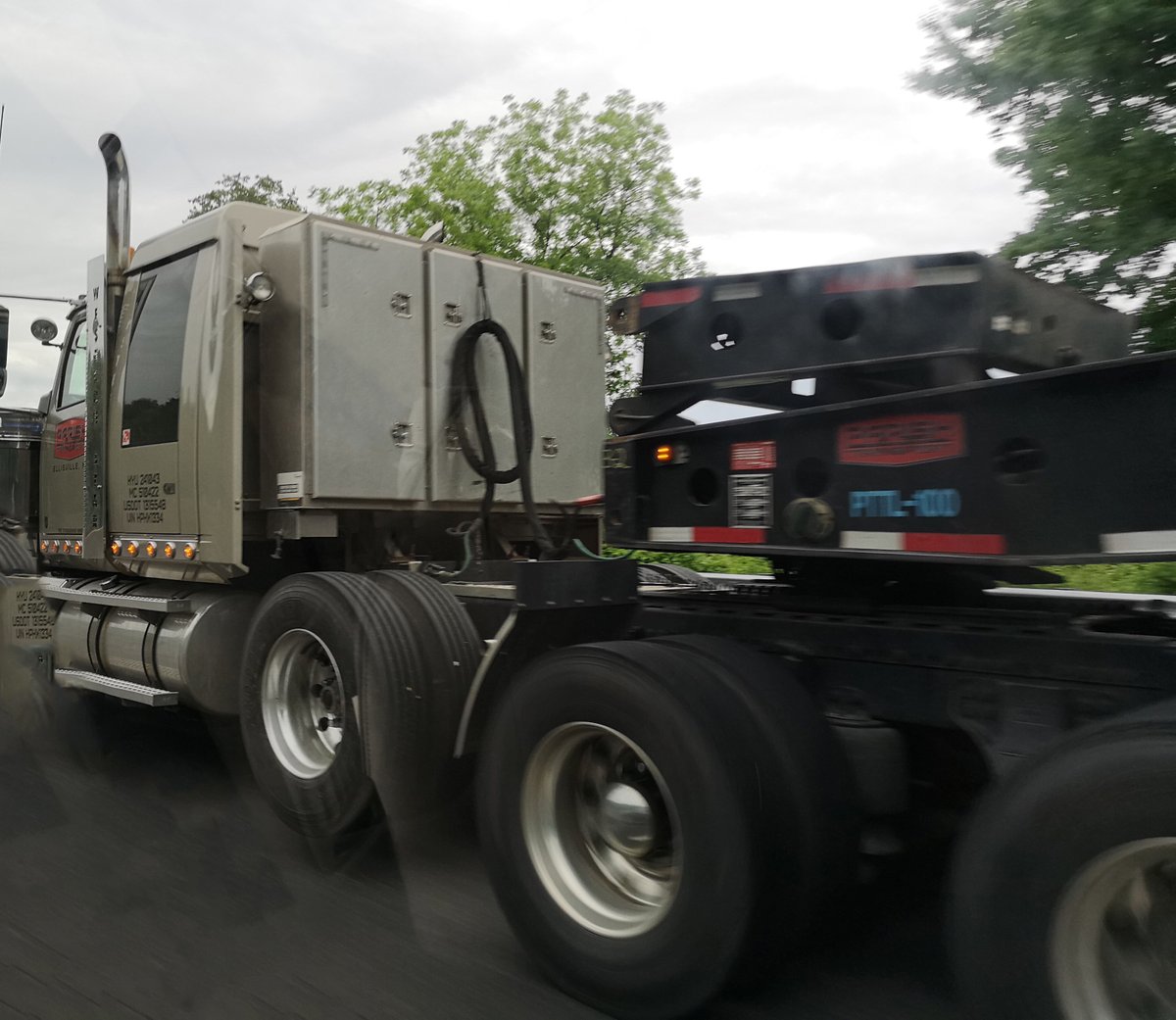 Charles76668127's tweet image. Why you should buy Kingkin headache racks?
Kingkin Headache racks are made of high quality aluminium and some along with diamond plates,which gives the best strength than any other material in the market.
#trailerequipment
#logisticsservices   
#logistician  
#freight