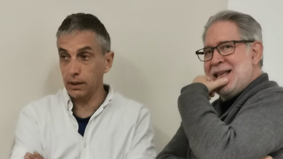 PaisConscient's tweet photo. Vam celebrar la 1a.lluna del simposi amb en #JordiPigem,  #BertaMeneses, @xavierguix i #AnnaJarque
Agraïm a l'autor i als assistents la festa d'aprenentatge i diàleg que vam viure. I l'acompanyament de la #CasadEspiritualitatSantFelipNeri i @FragmentaEd https://t.co/Smm0VkM9eg