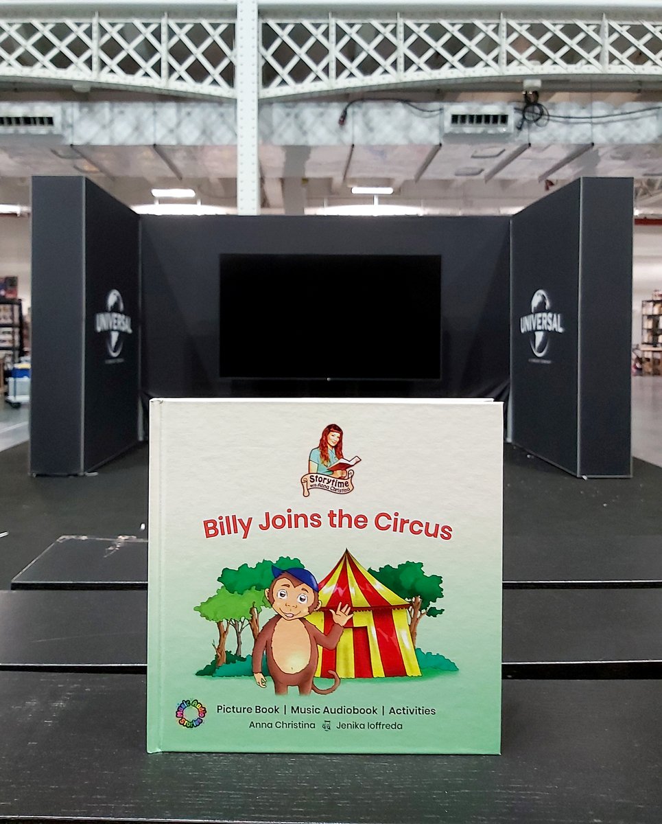 musicaudiostory's tweet image. Setting up at Olympia London today for London Comic Con Spring this weekend...

#behindthescenes #settingup #LCCSpring #olympialondon #thisweekend #londoncomicconspring #book #picturebook #BookTwitter #booksigning #march #picturebookoftheweek