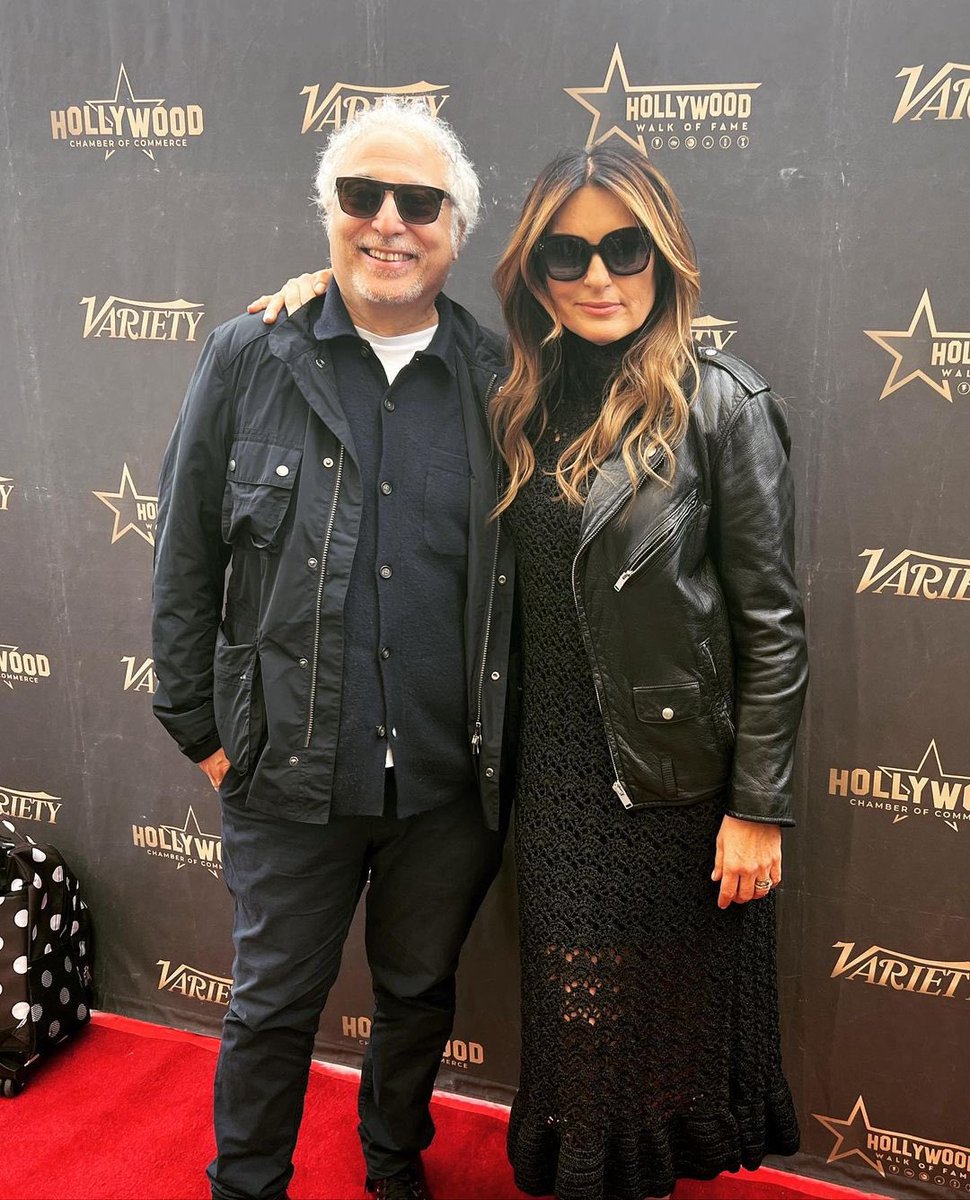 oliviasmariska's tweet photo. "#TBT or #FBF to a couple weeks ago when I was in LA for Ice T Star on #HollywoodWalkOfFame SVU producing director Norberto Barba and I went to visit our beloved Danny Pino on the set of Mayans where he was directing 💥"

📸 Mariska https://t.co/KoIZTKyxiS
