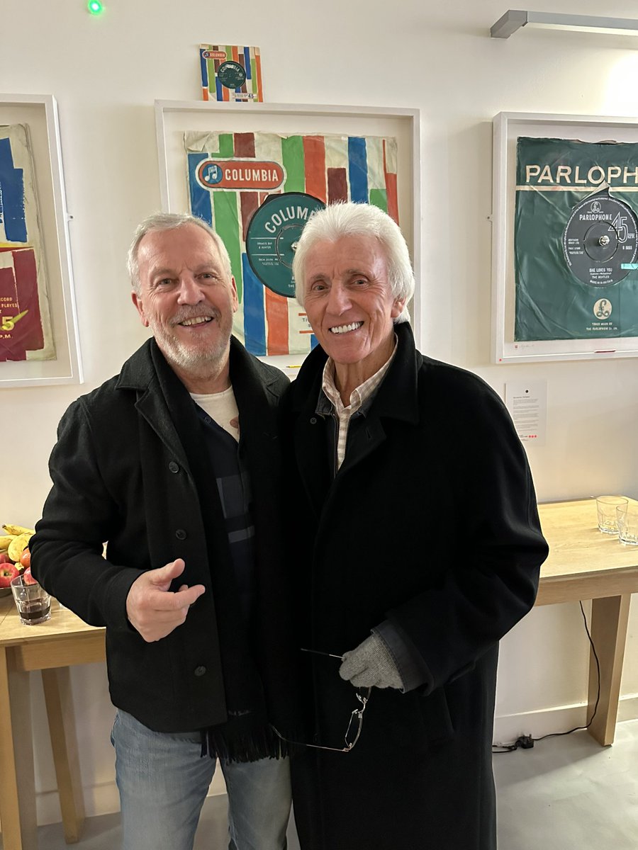 SuperSizeArt's tweet photo. At my PV last night former @FT art director and mate @Andychap54 meets the great Bruce Welch, and yes that is Apache on the wall behind. #WilliamBlakeHouse https://t.co/bKS8YIt6M7