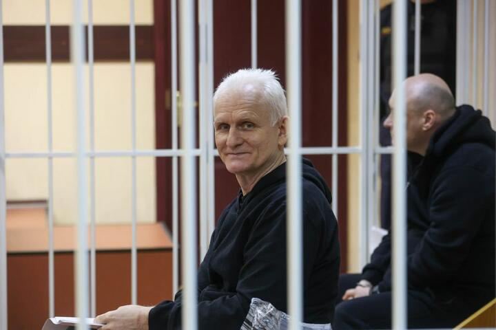 The sentencing of <a href="/viasna96/">Viasna</a> human rights defenders today - including #NobelPeacePrize laureate Ales Bialiatski - is simply appalling. Ales has dedicated his life to fighting against tyranny. He is a true hero of #Belarus &amp; will be honored long after the dictator is forgotten.