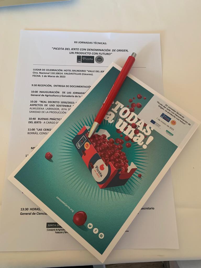 Esta semana, <a href="/cristinaipright/">M.Cristina Pastor</a> de <a href="/BYPABOGADOS/">BERENGUER & POMARES</a> ofreció una ponencia en las Jornadas Técnicas sobre protección de #DOPs e #IGPs organizadas por <a href="/PICOTADELJERTE/">PICOTA DEL JERTE</a>. Un placer acercarnos a Extremadura para compartir conocimiento y comprobar de primera mano la excelencia de sus productos