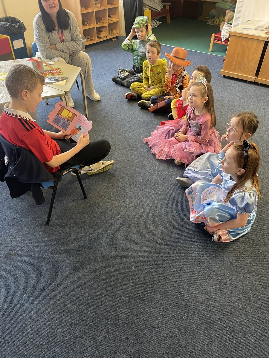 A great start to our #WorldBookDay2023 celebrations. We’ve welcomed our Year 4 children to Year 1 to read stories in English and Welsh. Diolch yn fawr <a href="/CefnPrimary/">Cefn Fforest Primary</a>