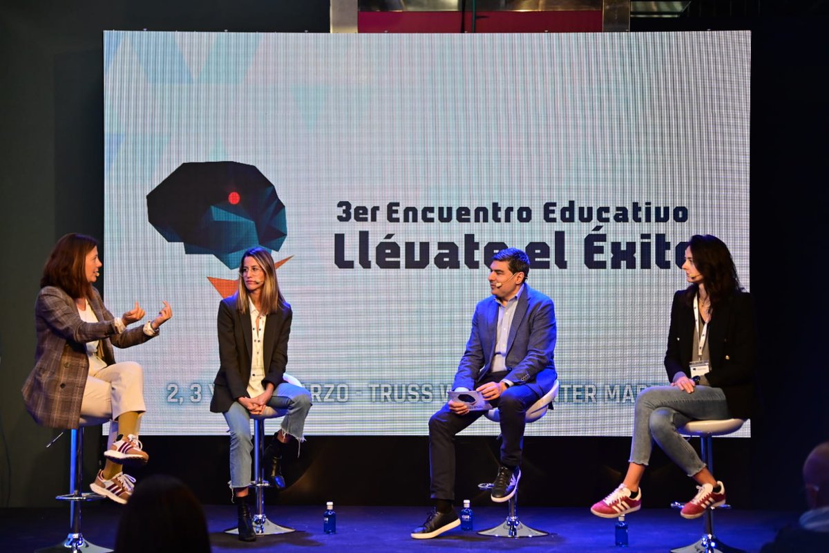 Llevate_elExito's tweet photo. ¡Mesa de Emprendedoras! Un lujo contar con Carlota Pascual de  @wowplay_exp, Esther Elias de @FunTech_Rocket y Pina de Paz de @EduKimple.

#LlévateelÉxito #Educación https://t.co/mzpHGl12kN