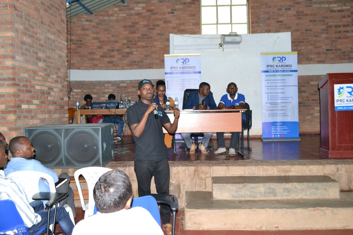Karongi_College's tweet photo. With the topics "Savings, investment and the slf-reliance principals" &amp; "Innovation spirit and College's successful innovative projects", the students were also urged to be self-reliant and innovative.  #RPInductionWeek2023 @RwandaPolytec https://t.co/jGhZ6bYAd8