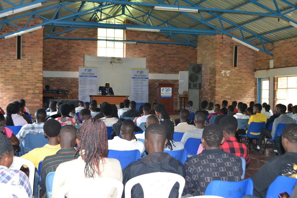 Karongi_College's tweet photo. With the topics "Savings, investment and the slf-reliance principals" &amp; "Innovation spirit and College's successful innovative projects", the students were also urged to be self-reliant and innovative.  #RPInductionWeek2023 @RwandaPolytec https://t.co/jGhZ6bYAd8