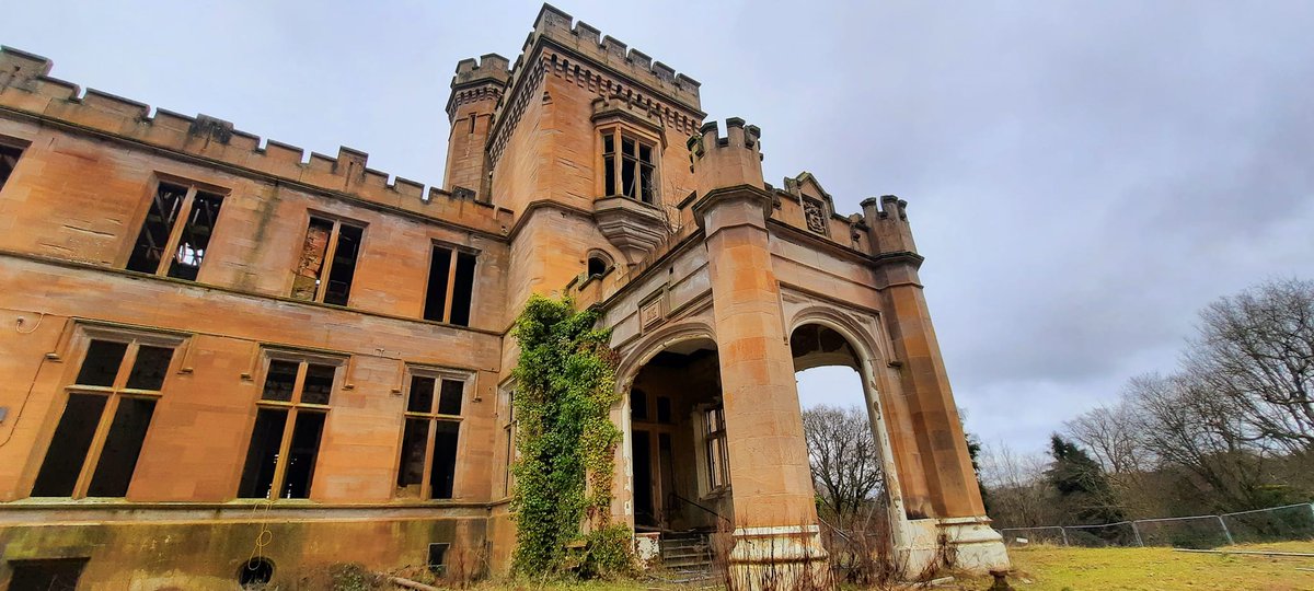 Some beautiful photos of the sad state of Birkwood House by Colin Bryson
#historichouse #abandonedruin #heritageatrisk
@HistEnvScot