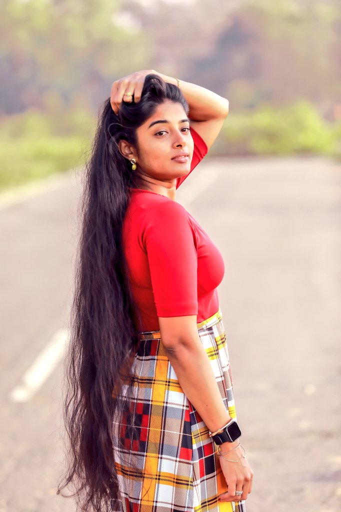 actress_mirror's tweet photo. Heart wants love,
Mind wants success,
Soul wants peace :)

#SheelaRajKumar #ActressMirror https://t.co/Ch3e0Nn60i