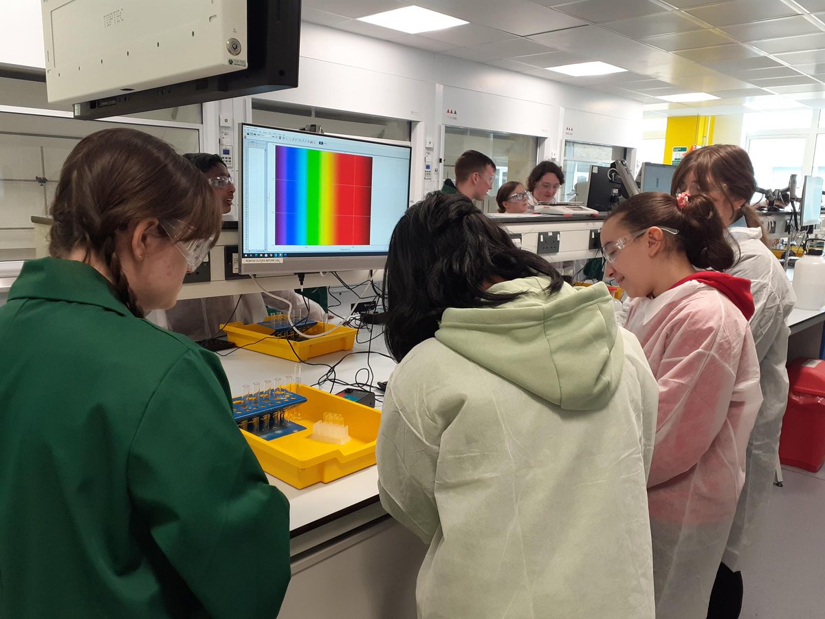 pentrescience's tweet photo. Thank you @SwanseaUni for a great opportunity for our Year 9 aspiring Scientists! https://t.co/MXDx7MtFB1