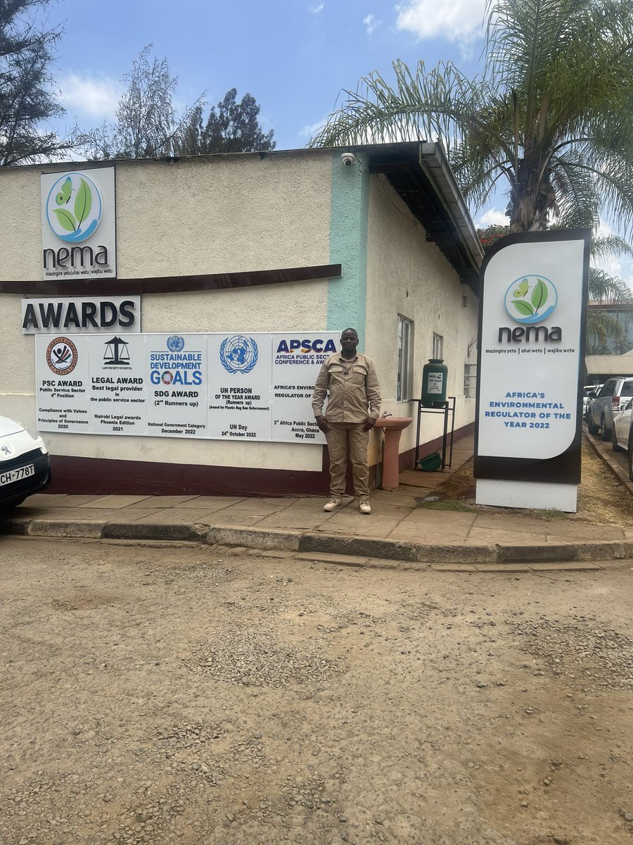 Israel_Adam_'s tweet photo. A courtesy call to Director General NEMA -Mamo B Mamo .On the establishment of Green Army ,a group of young men and women to sustain the 15 Billion Trees the effort will not only green Kenya but offer employment to the youth -@HonTuya @NemaKenya @MargaretKiogora @YEDNetworkKe https://t.co/b1Trv7Sdg0