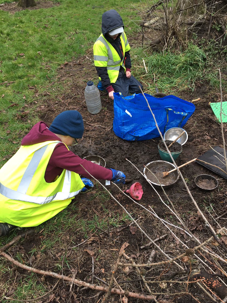 StThomasMoray tweet media