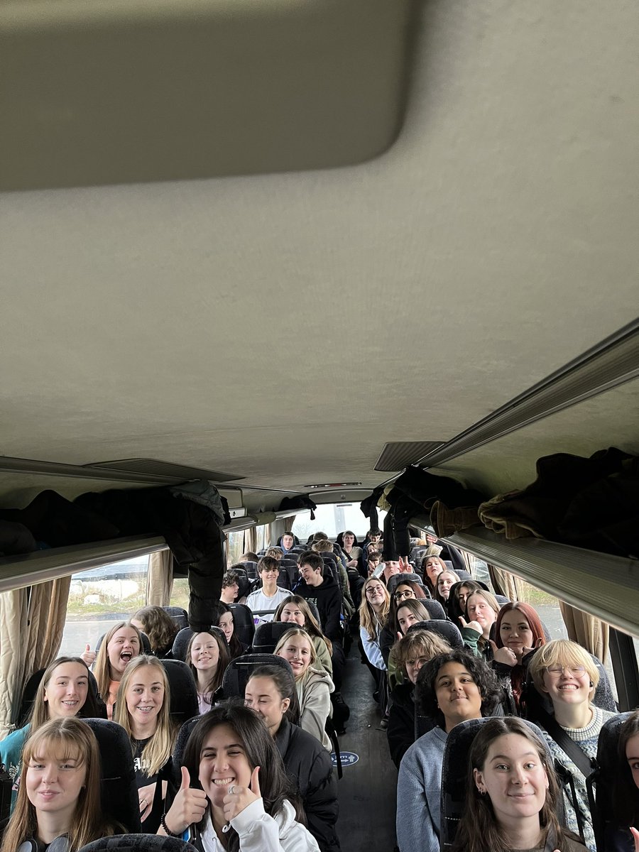 We’ve arrived safely 🥳☀️💚

#seniorstudy2023