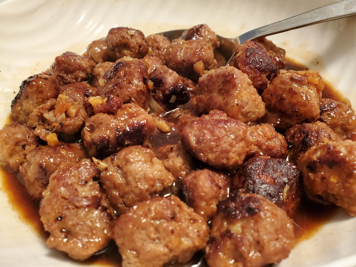 Harriet Zaidman (@harrietzaidman) on Twitter photo Mongolian Meatballs from North End Nosh - An easy weekday meal, quick to cook on the stovetop, brimming with the popular combination of ginger, soy and sweet.A tasty meal, every time.
northendnosh.weebly.com/mongolian-meat…
One pan only - Roasted Fish with Cherry Tomatoes northendnosh.weebly.com/one-pan-roaste… Mongolian Meatballs from North End Nosh - An easy weekday meal, quick to cook on the stovetop, brimming with the popular combination of ginger, soy and sweet.A tasty meal, every time.
northendnosh.weebly.com/mongolian-meat…
One pan only - Roasted Fish with Cherry Tomatoes northendnosh.weebly.com/one-pan-roaste…