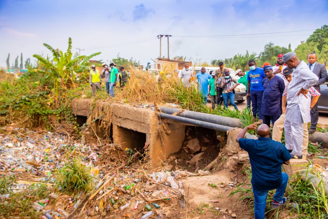 cpsekiti's tweet photo. Governor @biodunaoyebanji on inspection of road and drainage projects in parts of Ado-Ekiti and Ikere Ekiti on Thursday. #BAO-WOW  #BAOtheleaderwetrust  #BAOnsebebe https://t.co/yD4u8RUSJU