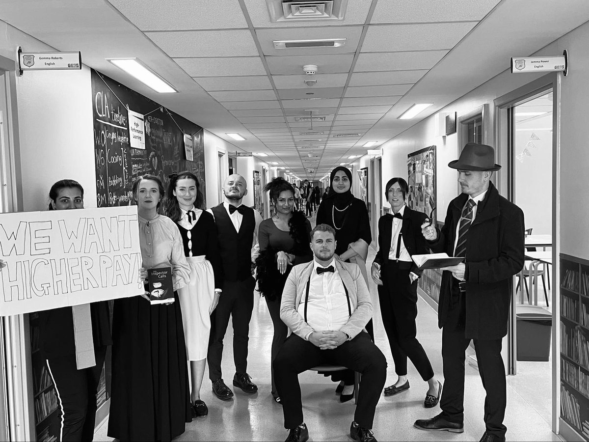 GemmaRo82's tweet photo. World Book Day 2023 #AnInspectorCalls https://t.co/HK7ViACqb3
