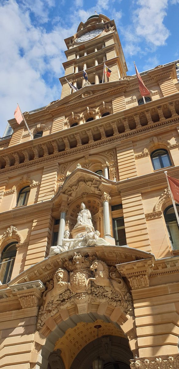 CherScheff's tweet photo. Former GPO building. #Sydney 
#Fullertonhotel https://t.co/Fi4tg4HsLb