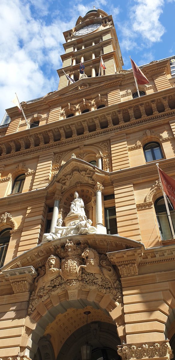CherScheff's tweet photo. Former GPO building. #Sydney 
#Fullertonhotel https://t.co/Fi4tg4HsLb