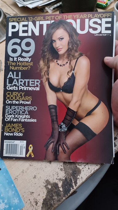 @KellyDivine does this look familiar? :)  I still have it on pristine condition. https://t.co/Ka5j7d<a class="tags" href="/tag/kellydivine">@kellydivine</a>