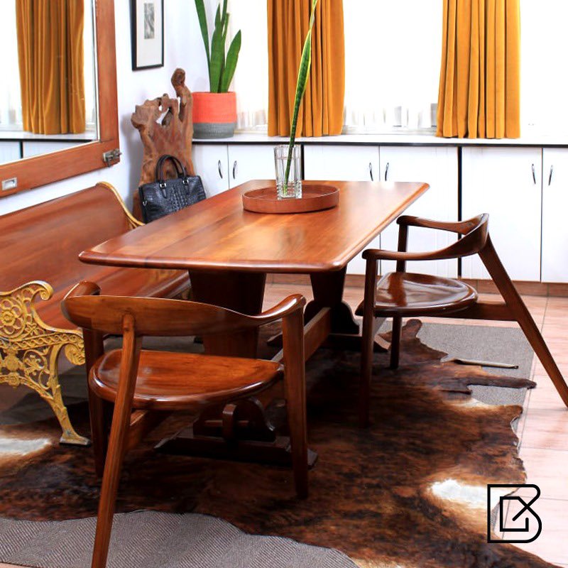 BnC_Studio's tweet photo. Happy Friday…

Pieces coming together 
#furniture #furnituredesign #furnturemaking #diningroom #diningtable #diningroomdecor https://t.co/fVVe20EAG7