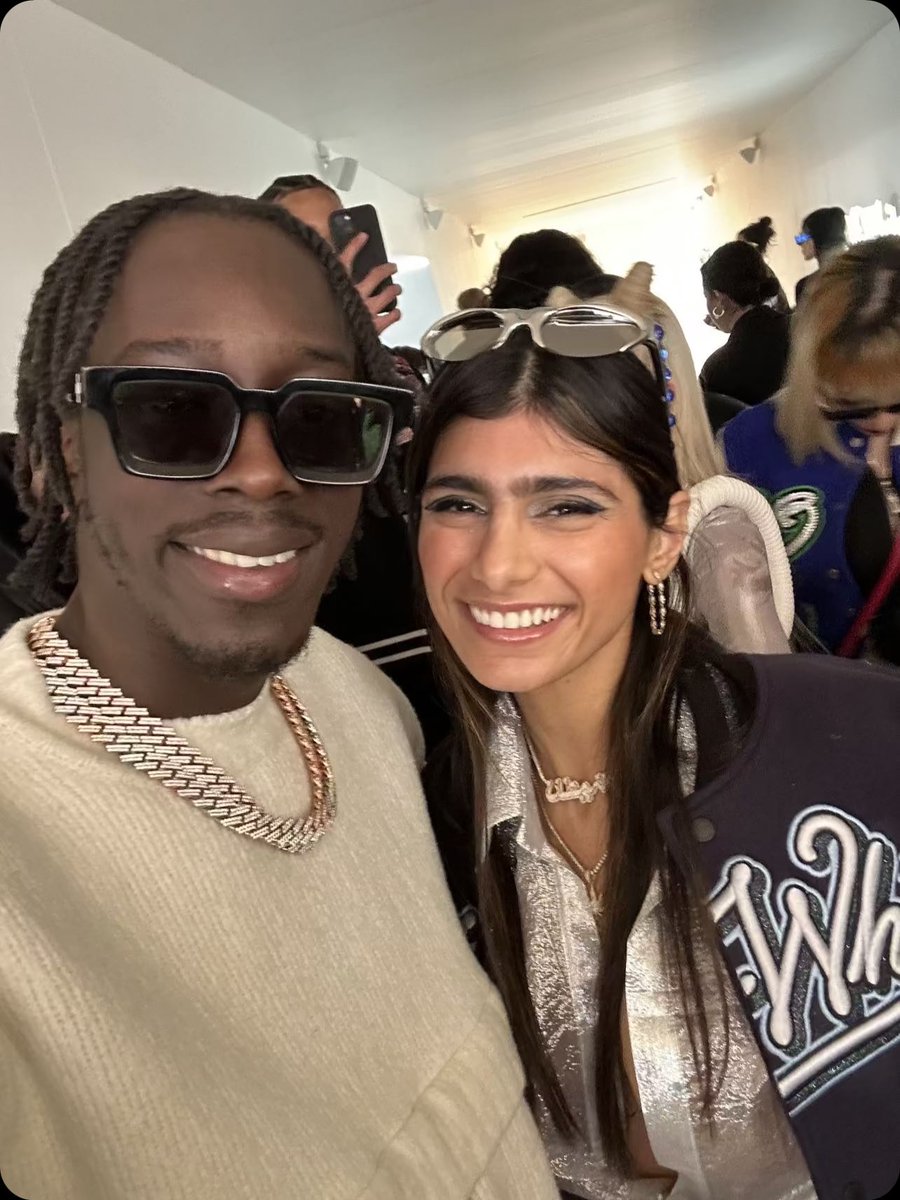 😎 <a href="/unknwnt9/">UNKNOWN T</a> &amp; <a href="/miakhalifa/">Mia K.</a> 😎