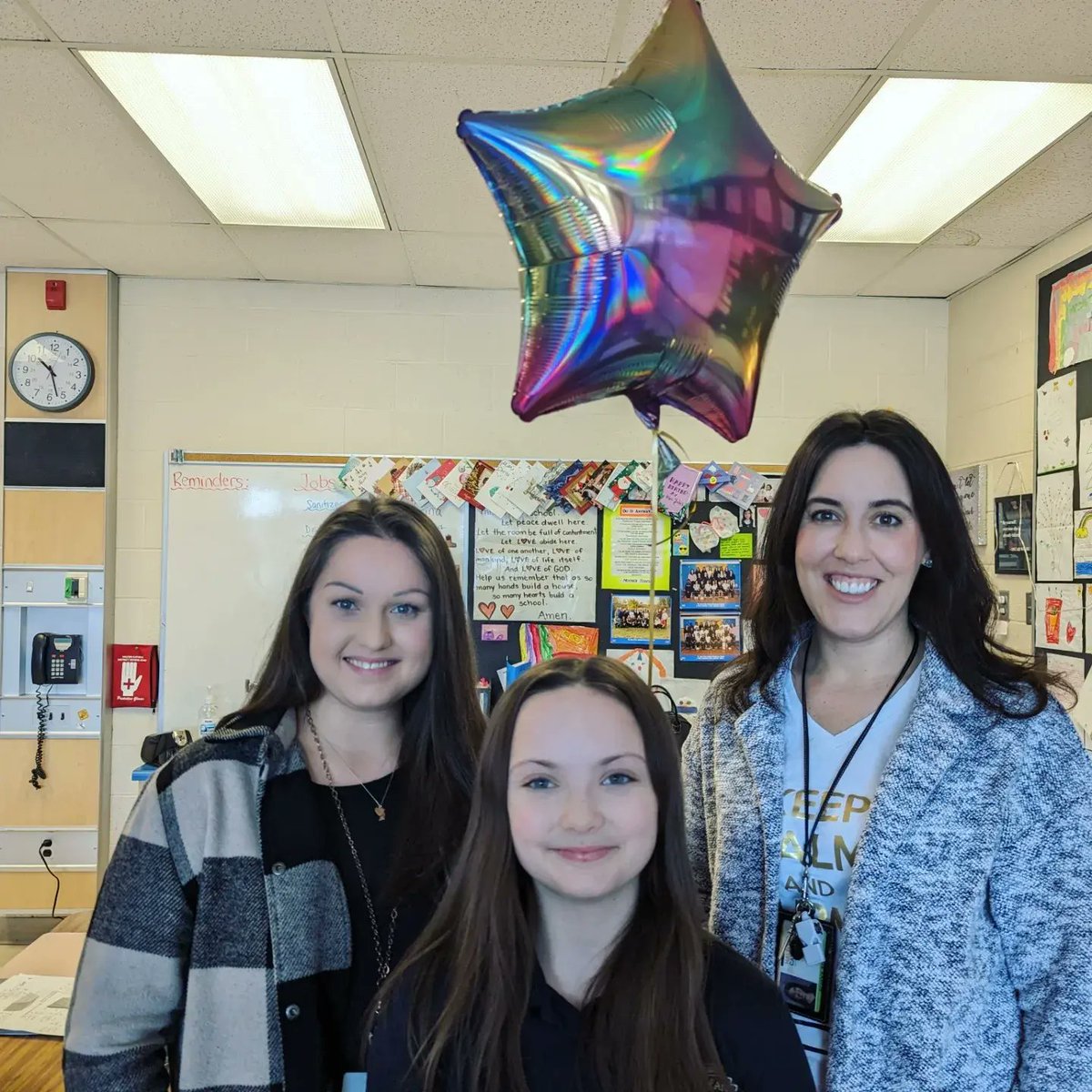 MlleTrott's tweet photo. Bonne Fête, E! 🎉 Happy Birthday, E! 🧁 We hope you have the most wonderful time celebrating your special day! 💕  @MrsYatesE @sjoa5 https://t.co/z8yWHpjvfY