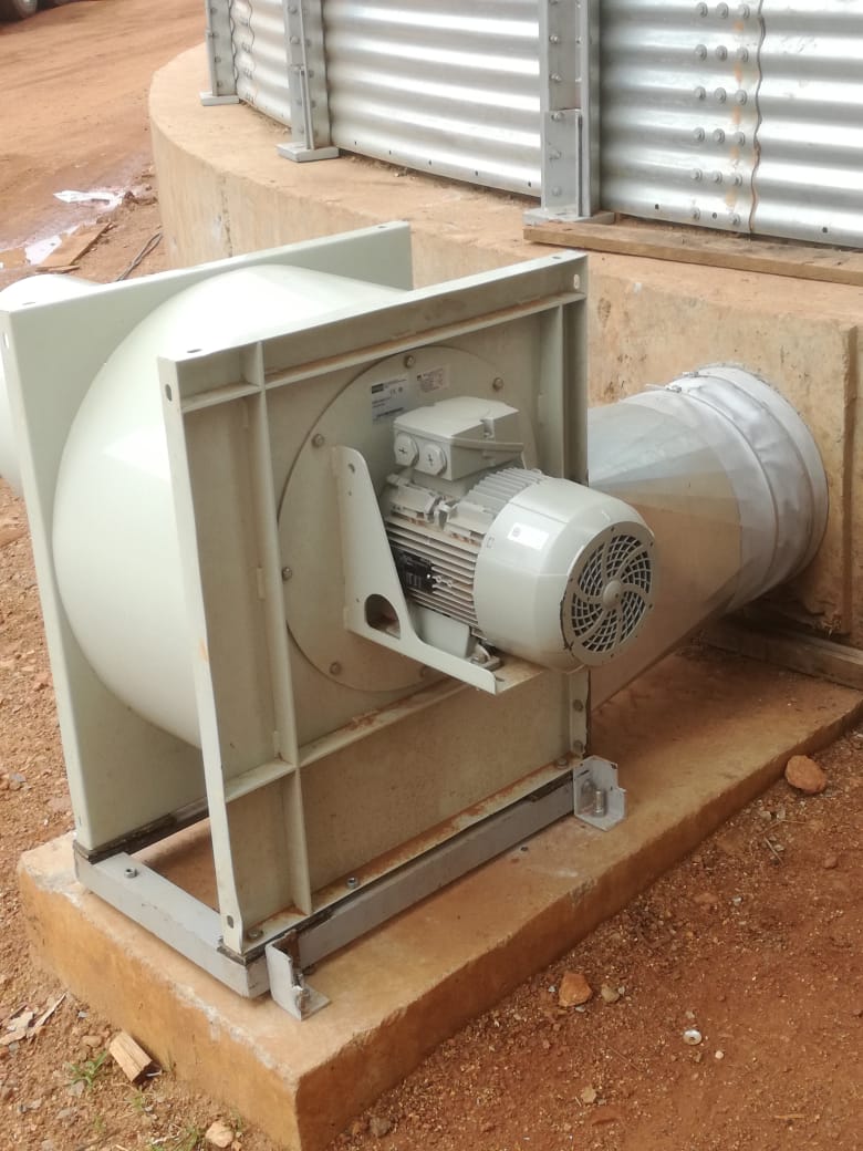 kimcentt's tweet photo. Coffee Storage and Conveying
#foodsafety 
#CoffeeStorage 
#AgribusibessTalk254 https://t.co/XXAzJv3spI
