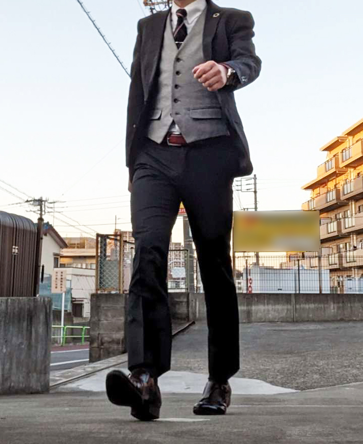 konomuraZ's tweet image. 堂々

#そうだスーツ着よう
#drawingreference