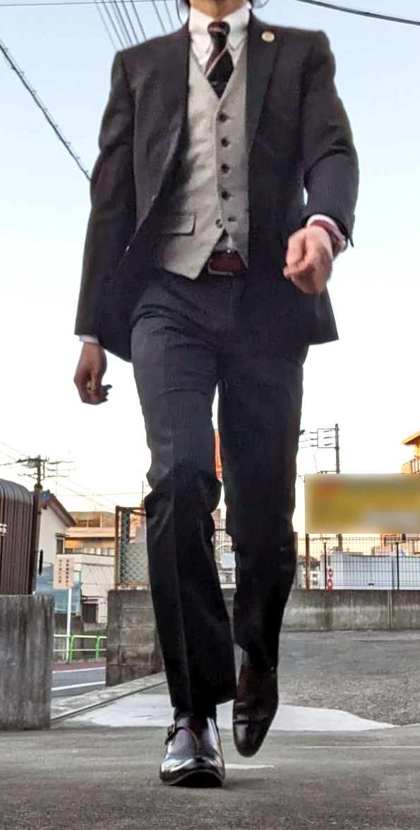 konomuraZ's tweet image. 堂々

#そうだスーツ着よう
#drawingreference