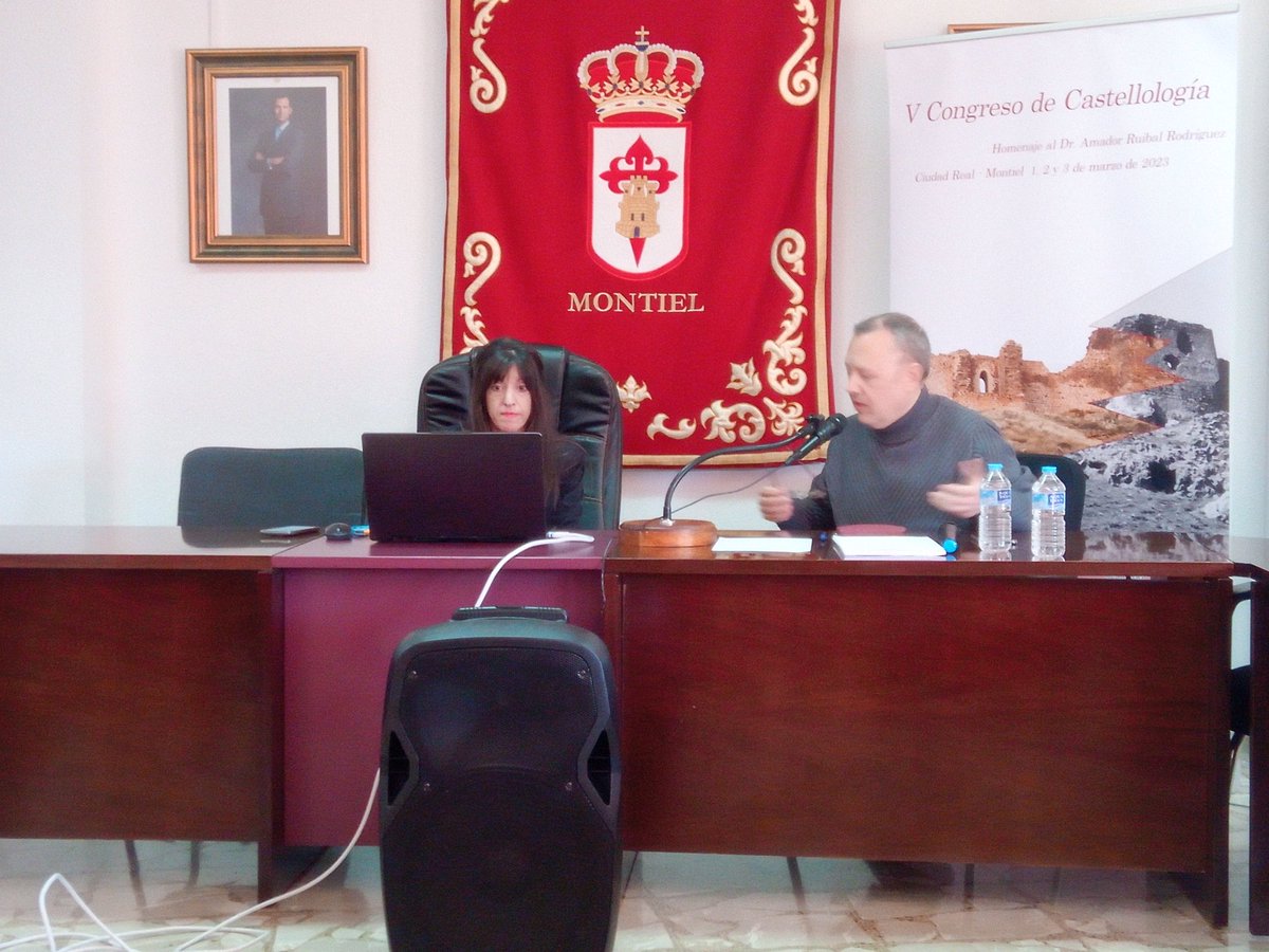Nuestro V congreso se encuentra en su cierre con las comunicaciones de Jaime García Carpintero y Cristina Peña Ruiz, ambos pertenecientes a la @UCLM.