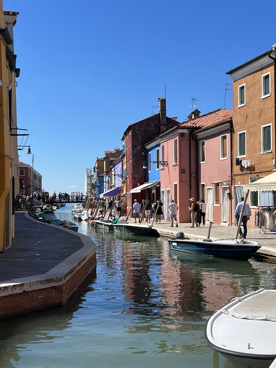 ☀️ Good morning web3 fam.

🇮🇹 Venice, city of love, have you ever been there?