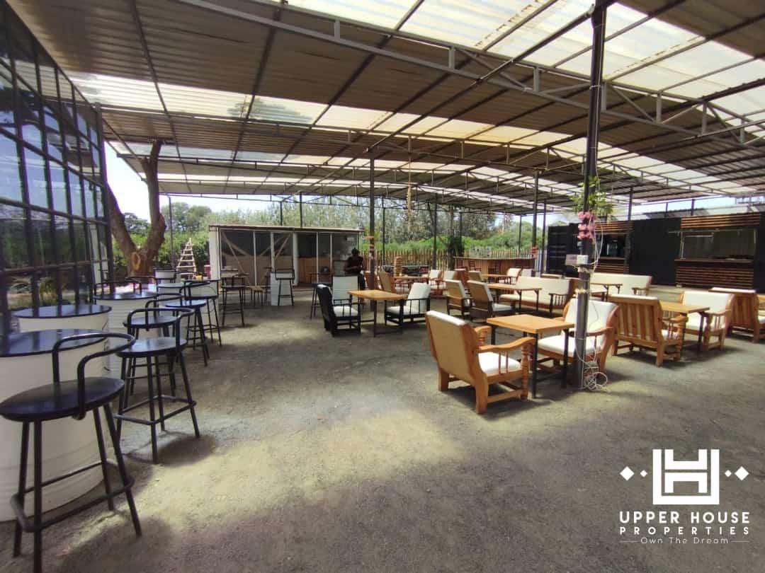 uhproperties_ke's tweet photo. The Croft, an urban lounge in Muthaiga, Nanyuki hosting different kitchens with lush green grounds popular for events is looking for a COFFEE SHOP specialized in coffee, fresh juices, pastries, breakfast, froyo or something unique to them...
Renting at 25,000/month
0741770767 https://t.co/83MkhQGGlx