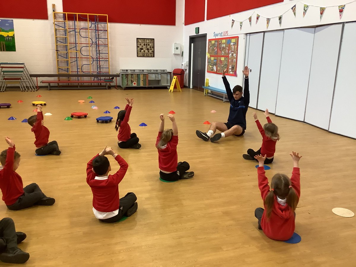 FS2Underthesea's tweet photo. We are really enjoying moving our bodies in different ways! https://t.co/7usjaeQeG7