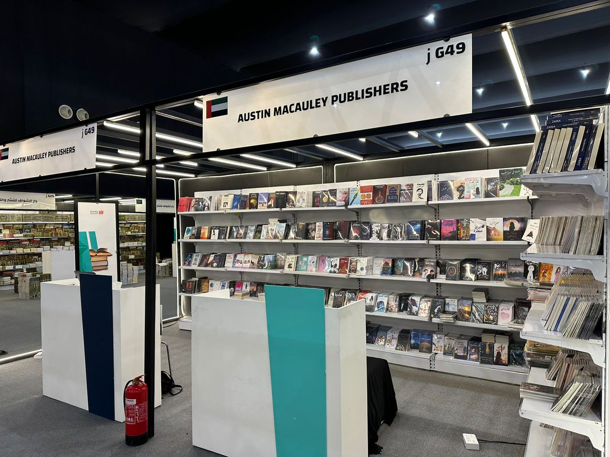 AMPublishersUAE's tweet image. Our stand at Sharqiyah Book Fair has more than 200 books! ✨📕

Visit us and fill your bag with a load of books and spend March reading an interesting genre of books. 😍

#SharqiyaBookFair