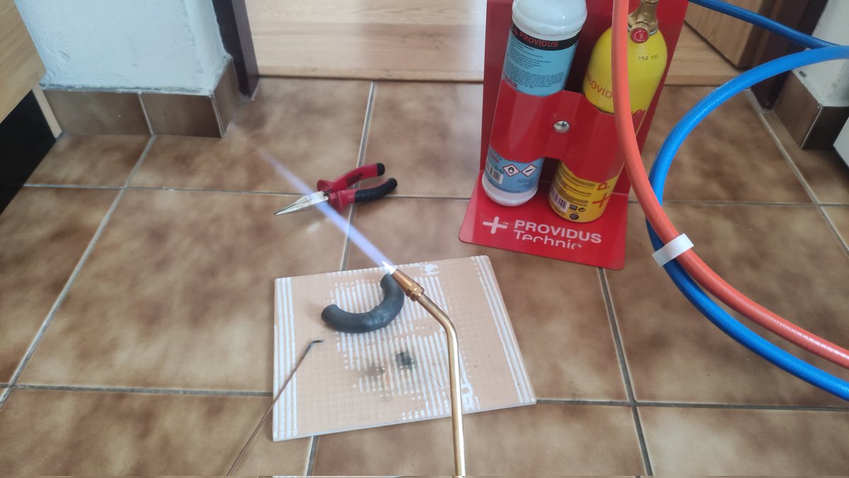 emsit_sk's tweet image. Už môžem doma aj závrat nie len spájkovať 😁

#DnesniPosta