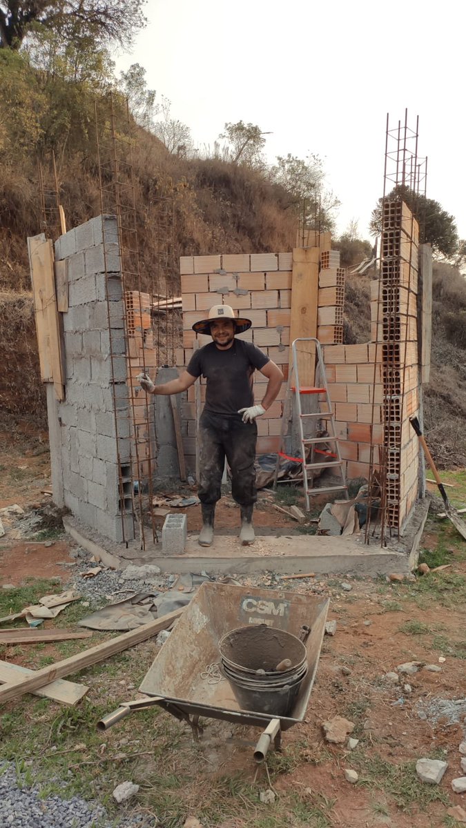 irineuadev's tweet image. Um dia você está trabalhando na roça e no outro palestrando num evento do #nodebr no #Google! 🤪