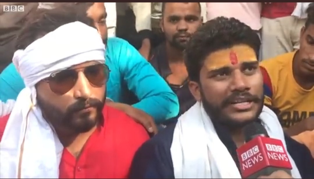 Divyansh1Singh's tweet photo. #हाथरस_के_हीरो
५. @RSPDhavraiyya जी 
राष्ट्रीय सर्वण परिषद के चीफ श्री पंकज धवरैया उन चुनिंदा लोगों में से हैं जो जमीनी स्तर पर पहुंचकर, निर्दोष बालों को न्याय दिलाने हेतु प्रयासरत थे।🙏🏽 https://t.co/3nz3yr6b6V