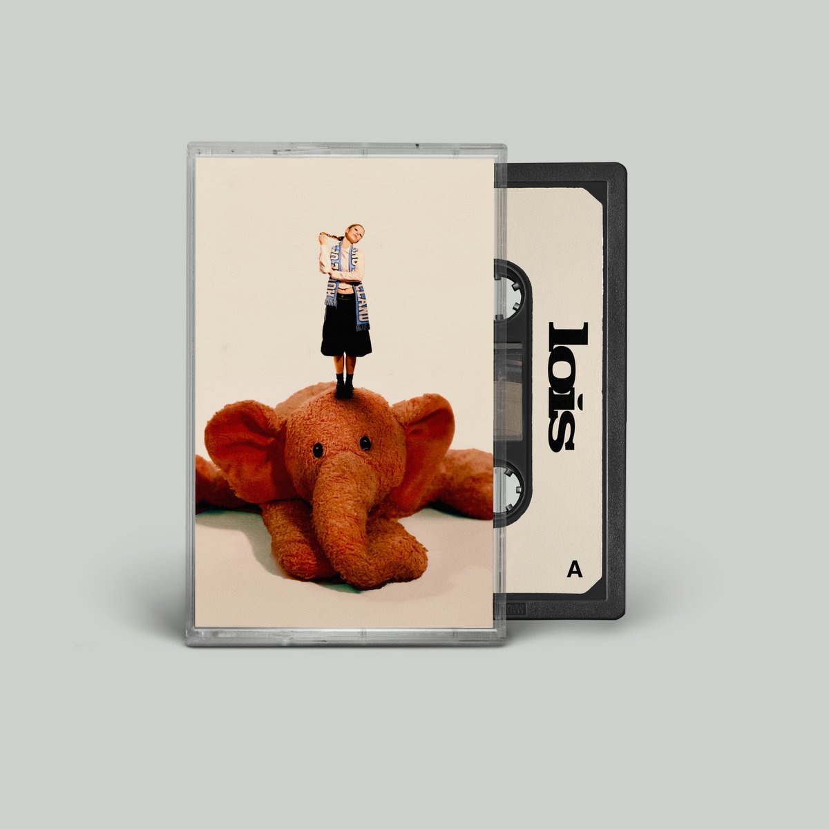 MY DEBUT EP STRANGE MEN WILL BE OUT MAY 26!!! 

These songs are the sounds of me and my life and my experience as a woman from the ages of sixteen to twenty-one. From pain and dissociation of self to falling in love, healing and searching for mental clarity.

<a href="/RecordsFear/">Fear_Records_Official</a> ❤️‍🩹