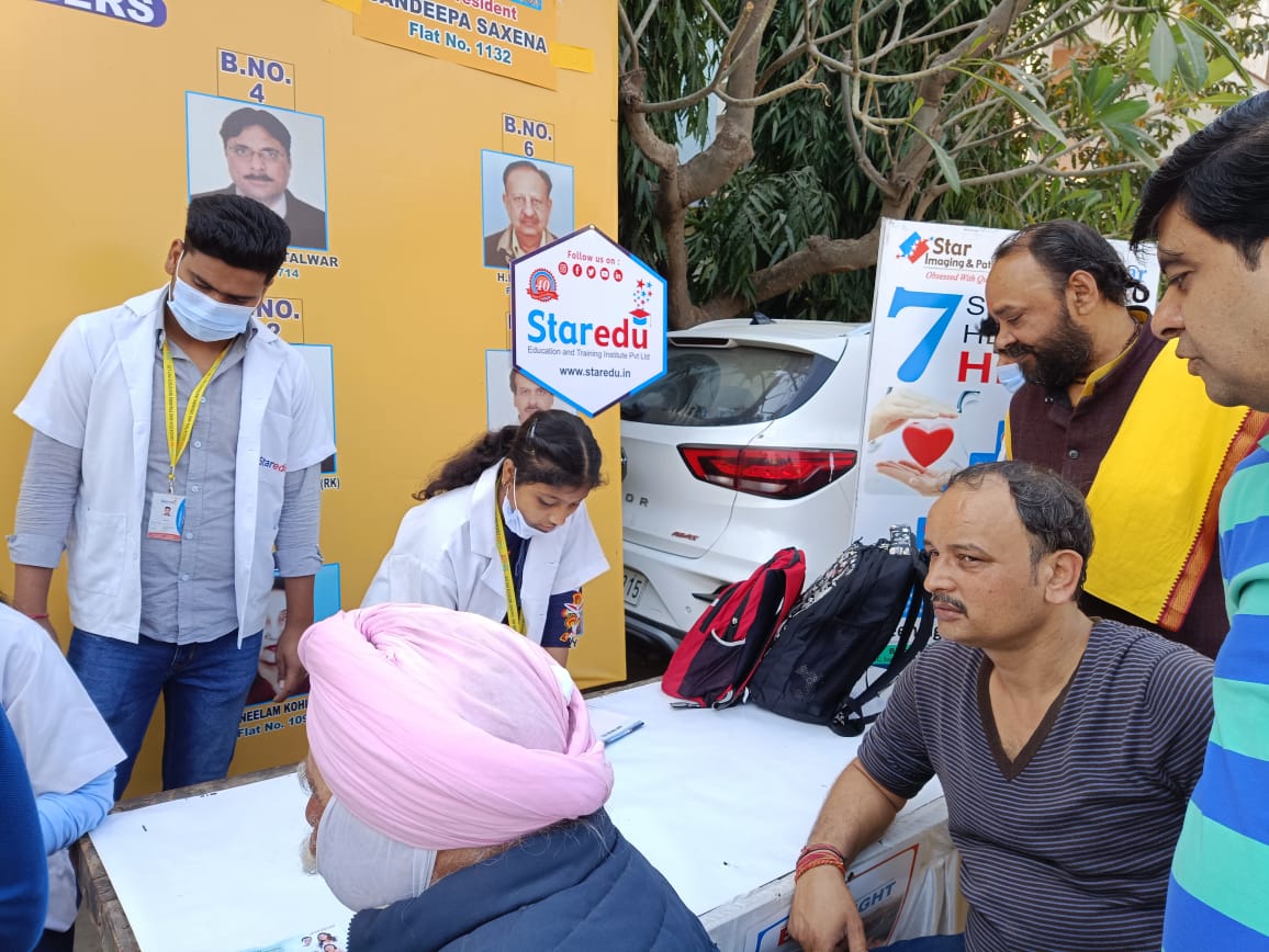 StarEduOfficial's tweet photo. Radiology students experiencing Health Camps associated with @StarImaging_ , organised by the parivartan group from vikas kunj and provided health services to them...
#Healthcamp #Healthcheckup #PreventiveCheckup #Health #StarEdu #StarEduCation https://t.co/LDSM496Adu