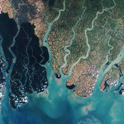 RGS_IBG's tweet photo. In this KS 3-5 podcast resource, Andy Large and Andrew Henderson (@NCL_Geography) discuss the Living Deltas hub which creates a sustainable delta system for the 500 million people who live on them across the world: https://t.co/ch0c5GAa6E #IntGeomorphWeek2023 #GeographyTeacher https://t.co/24ISxi7QRm