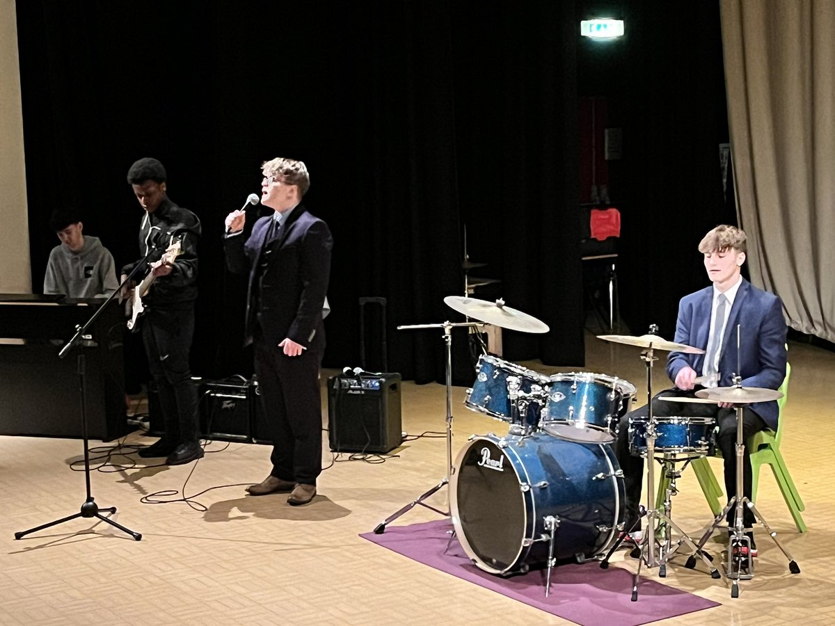 Music exam in full flow this morning. There really is some incredible talent at @MoretonSchool It is a pleasure to work with these individuals. 8 performances down, A LOT to go 🎶🎶🎶