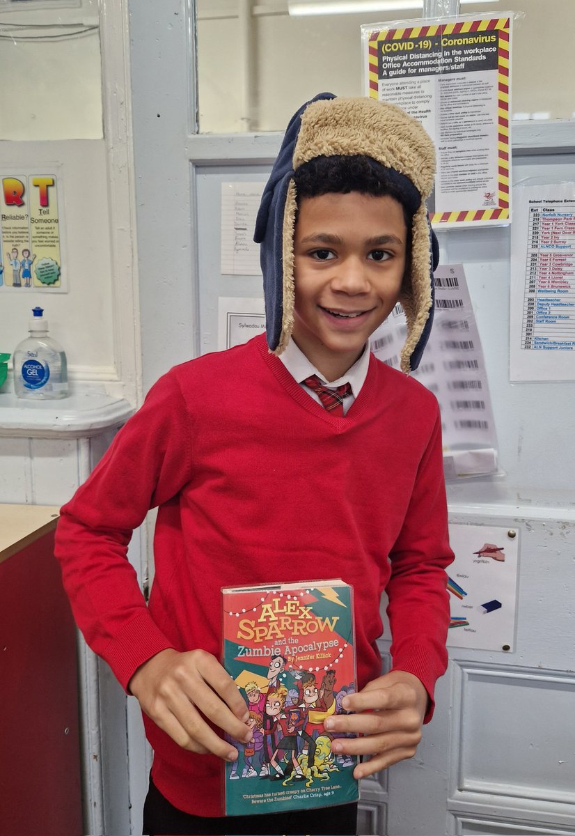 Our very own Alex Sparrow. Very happy on World Book Day! <a href="/LansdownePS/">Lansdowne Primary</a> <a href="/JenniferKillick/">Jennifer Killick</a>