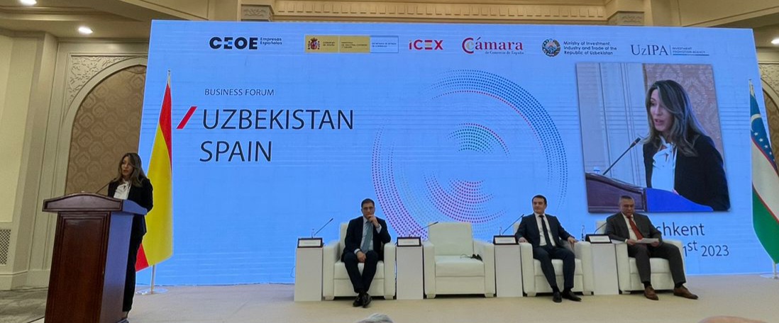 España en Rusia tweet media