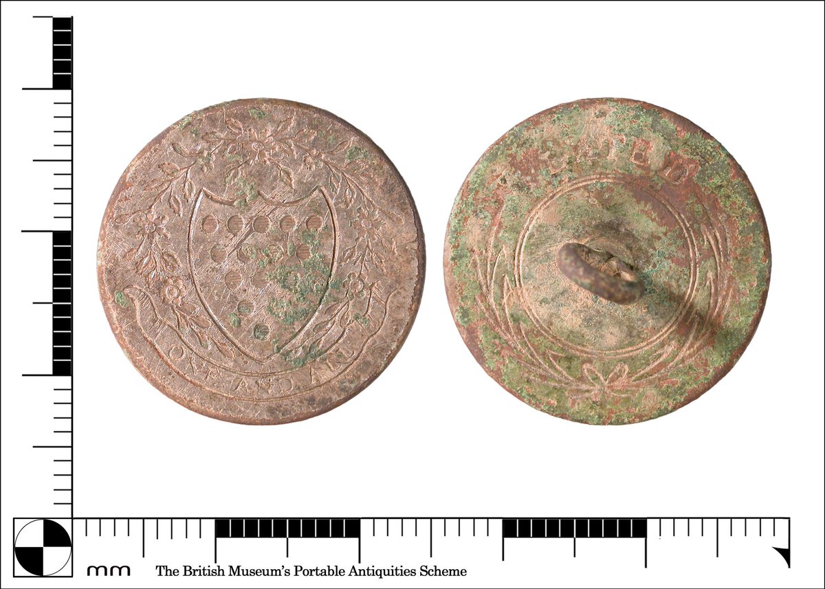 In anticipation of St Piran’s Day on Sunday 5th March we’ve chosen a distinctly Cornish button dating to the 18th or 19th century for #FindsFriday. 

See record CORN-80D316 for details:

finds.org.uk/database/artef…

#PortableAntiquitiesScheme #RecordYourFinds #Archaeology #Cornwall