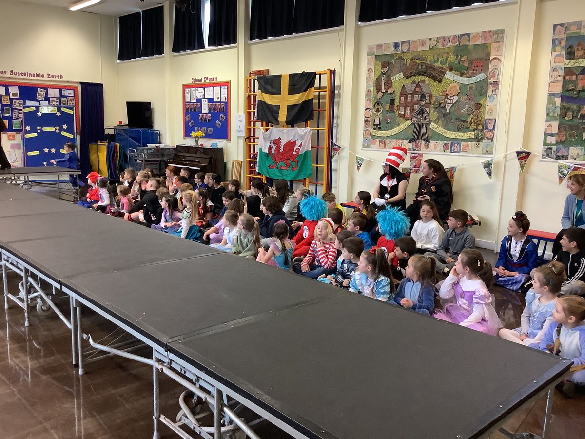 World Book Day @ URPS pupils and staff with awesome outfits! 📚